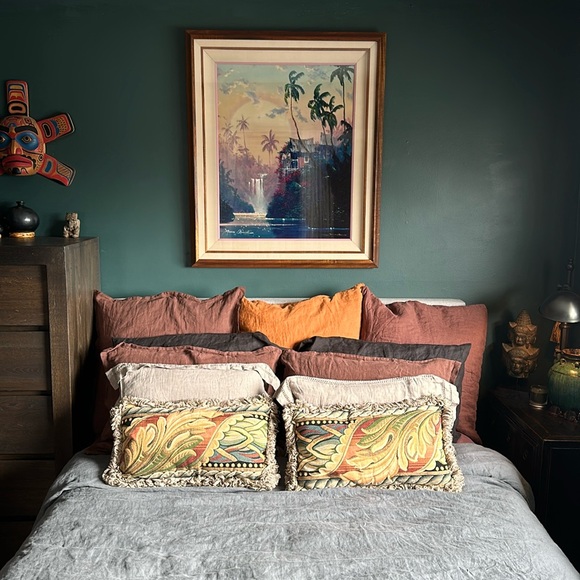 2 elegant lumbar pillows in beautiful earth toned colors Deco design From Gumps - Picture 2 of 16